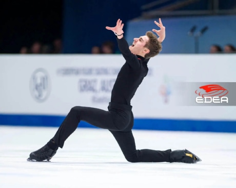 Ice Gallery Skates U.S.